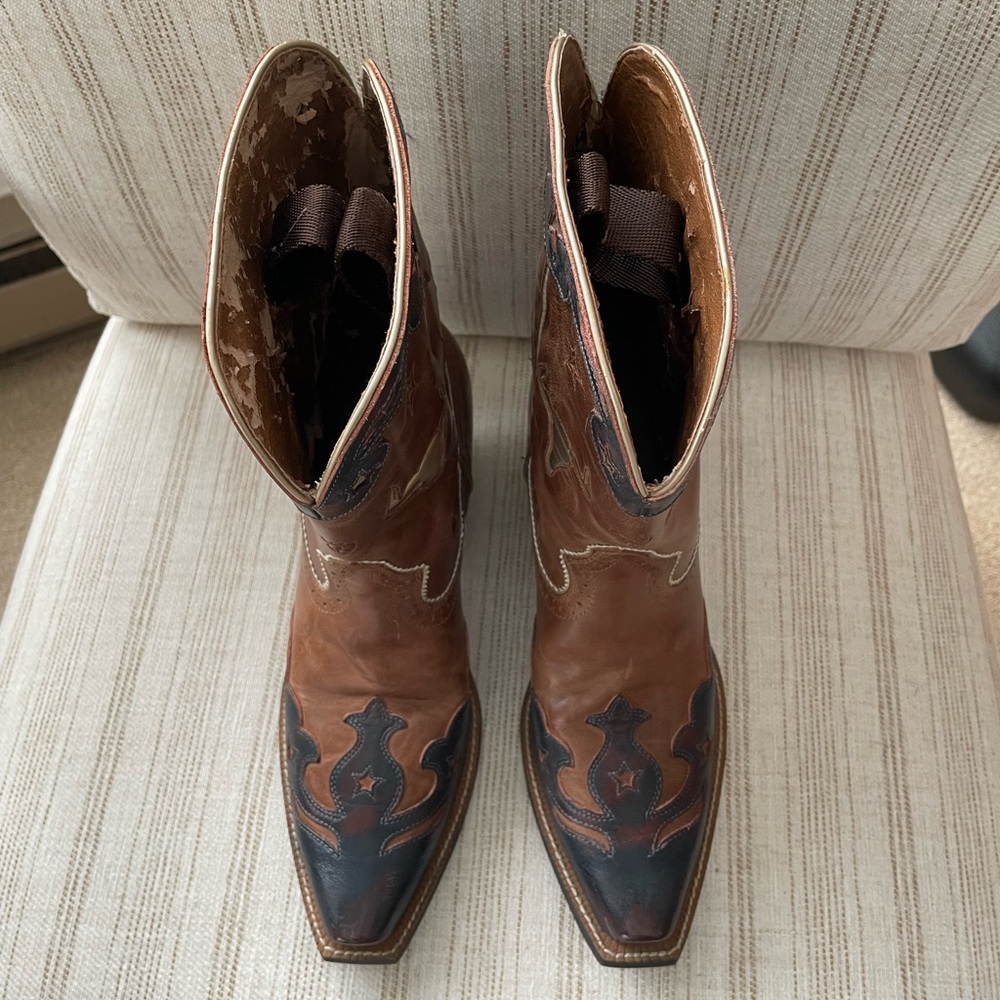 Women’s Ariat Genuine Leather Dosido Boots Size 10B